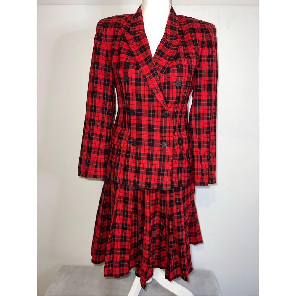 Women’s 100% Wool Red Vintage Pleated Skirt Suit Set 2
